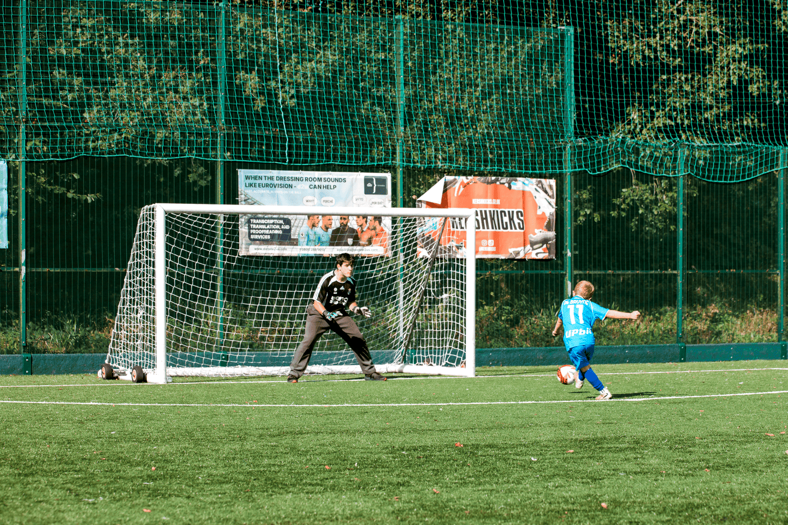 The Pitches, image 4 of 9